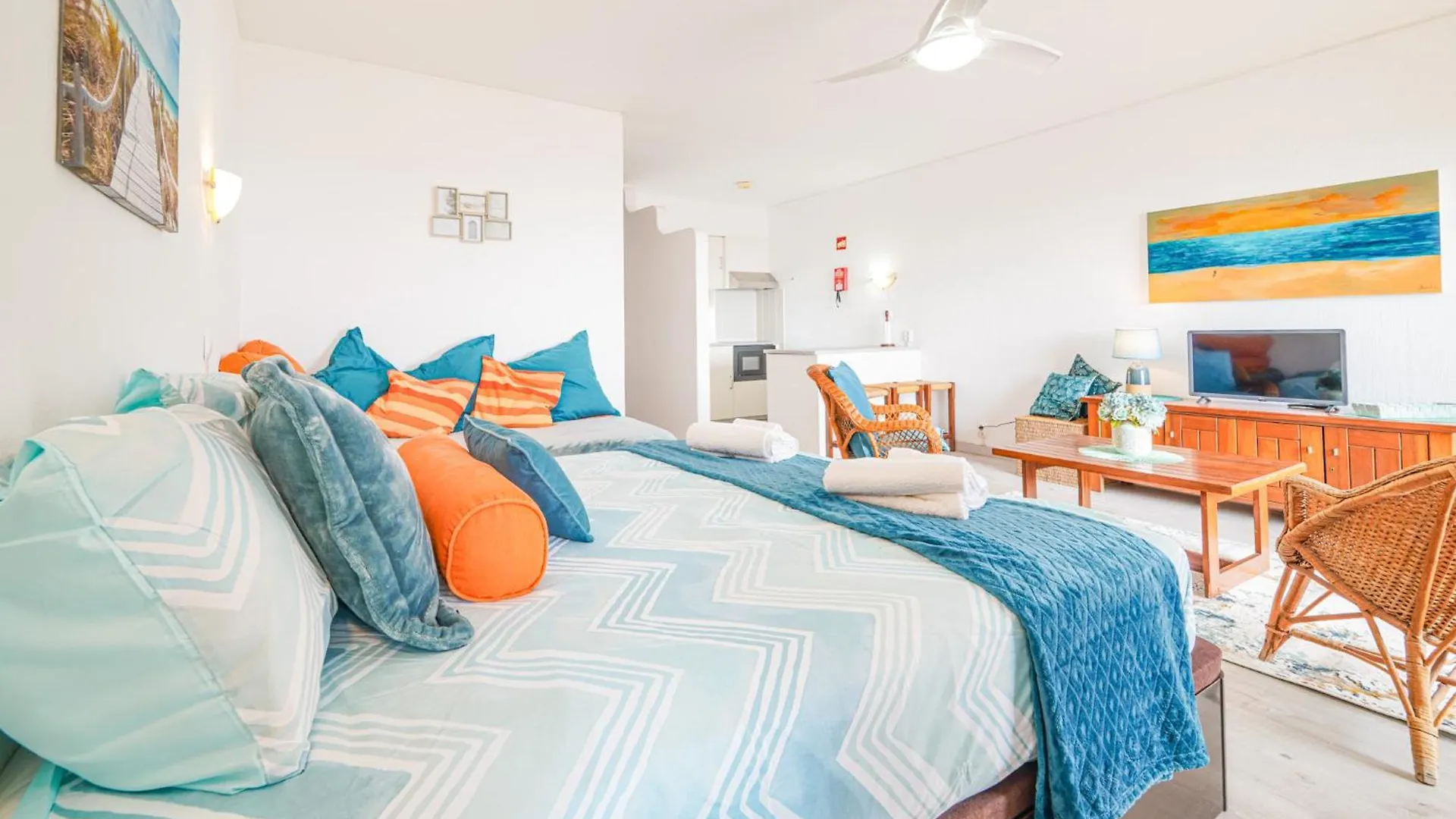 Seaview Apartment By Moje Holiday Albufeira 0*,  Portugal